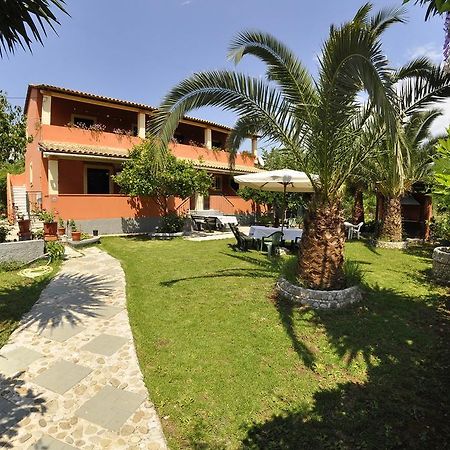 Villa Toula Dassia  Bagian luar foto