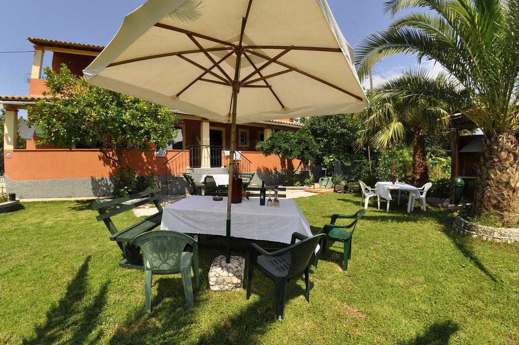Villa Toula Dassia  Bagian luar foto